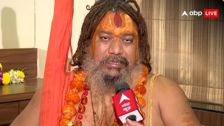 Maharashtra Election Ayodhya Sant Paramhans Acharya Slams Uddhav thackeray over Vote Jihad Banned on RSS Fatwa know what he says