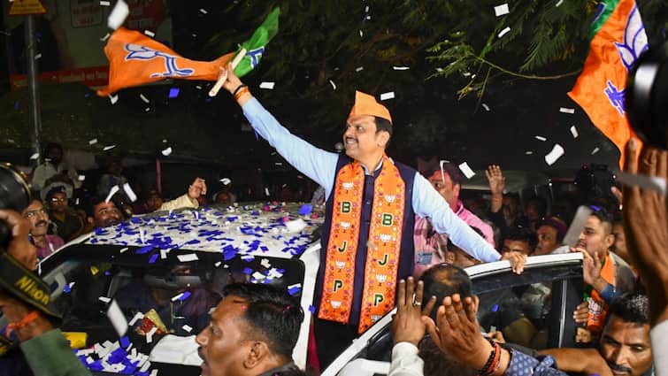 नागपुर में थे पार्षद फिर धीरे-धीरे बढ़ा राजनीति में कद, करने लगे महाराष्ट्र पर राज, जानें नए सीएम देवेंद्र फडणवीस के बारे में सबकुछ