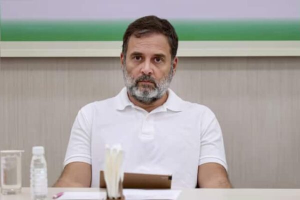 Delhi Election 2025 AAP mentioned Rahul Gandhi’s name in the list of dishonest people