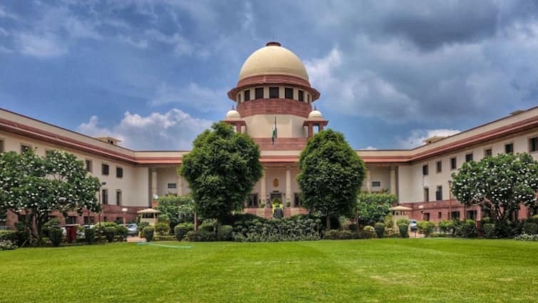 chandigarh mayor elections supreme court appoint observer videography ordered  