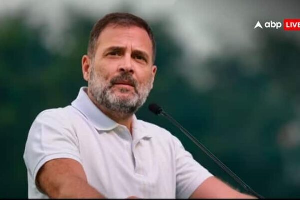 Delhi Assembly Election 2025 congress Slams AAP over dalit muslim Vote called aam aadmi party snake ANN