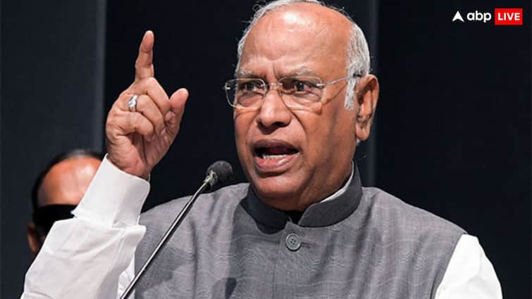 Mallikarjun Kharge Congress Delhi Assembly Election 2025 Democracy Voting Day Vote For Change