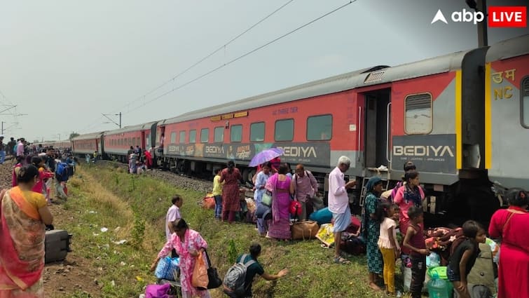 Odisha Train Accident: ओडिशा में बड़ा रेल हादसा, कामाख्या एक्सप्रेस के 11 AC डिब्बे पटरी से उतरे