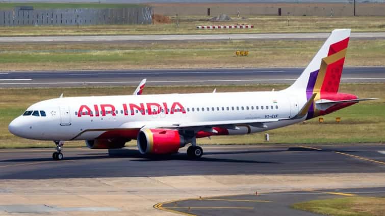 Air India Service 79 percent passengers dissatisfied survey after ahmedabad plane crash DGCA action