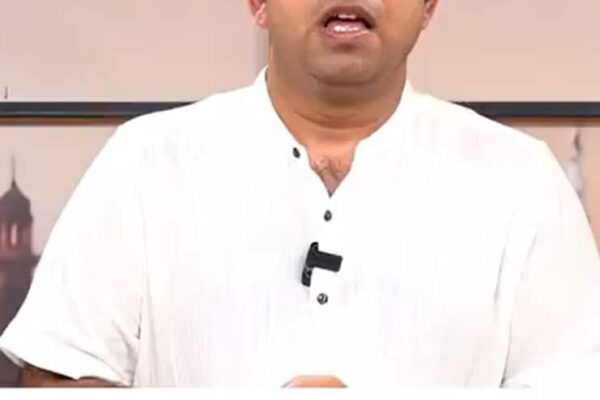 Sitaare Zameen Par Review | Aamir Khan ने जीता दिल, ये फिल्म हंसाएगी भी और रुलाएगी भी