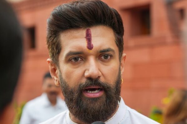 बिहार SIR पर चिराग पासवान का राहुल गांधी को खुला चैलेंज, कहा- ‘अगर उनके पास…’