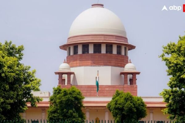 सुप्रीम कोर्ट का बड़ा आदेश : शिक्षक बनने के लिए TET पास करना जरूरी, अल्पसंख्यक संस्थानों में RTE लागू करने का मसला बड़ी बेंच को भेजा