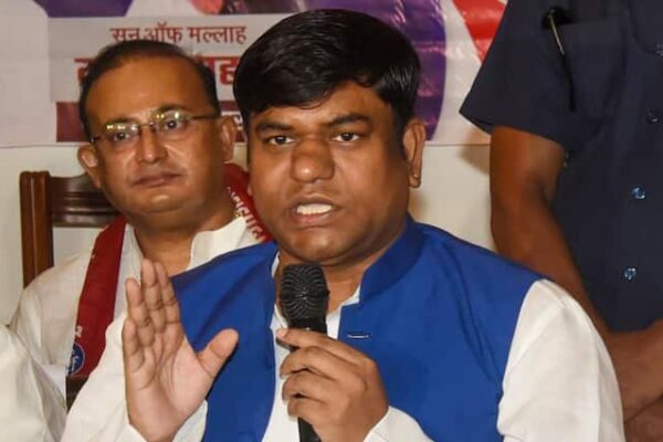 Bihar Elections 2025: सीएम या डिप्टी सीएम? किस पद पर मानेंगे VIP चीफ मुकेश सहनी… खुद किया खुलासा