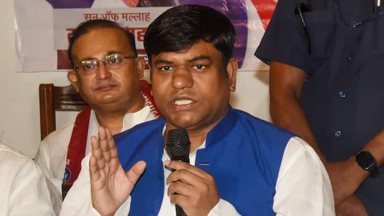 Bihar Elections 2025: सीएम या डिप्टी सीएम? किस पद पर मानेंगे VIP चीफ मुकेश सहनी… खुद किया खुलासा