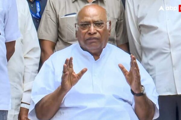 ‘अवसरवादी हुक्मरानों को सबक सिखाने का सुनहरा मौका’, बिहार चुनाव वोटिंग के बीच कांग्रेस अध्यक्ष खरगे की जनता से अपील