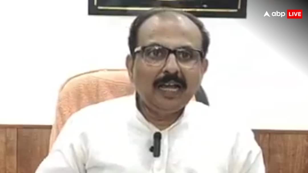 ‘यूनिवर्सिटी आतंकवादियों का अड्डा…’ मस्जिद-मदरसों और AMU को लेकर किसने दे दिया विवादित बयान