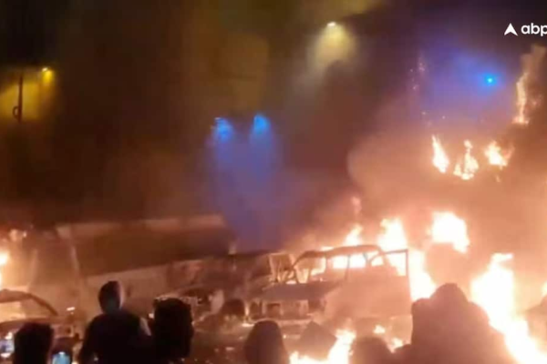 Iran Protest: ईरान में खामेनेई को सत्ता से हटाने के लिए डोनाल्ड ट्रंप उतारेंगे अमेरिकी सेना? इन 5 संकेतों से समझिए