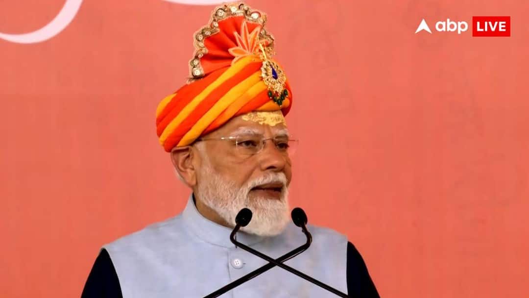 ‘इतिहास में दफन हो गए गजनी-औरंगजेब, वहीं खड़ा है सोमनाथ’, गुजरात में बोले प्रधानमंत्री मोदी