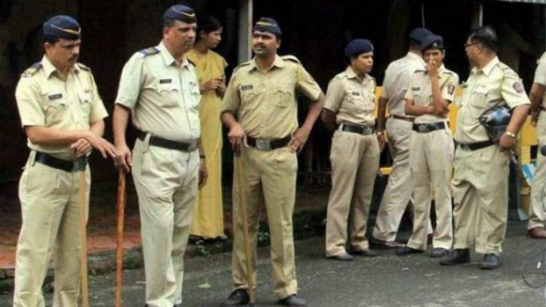 पश्चिम बंगाल में न्यायिक अधिकारियों को बंधक बनाने पर 15 गिरफ्तार, सड़क जाम कर किया था हंगामा