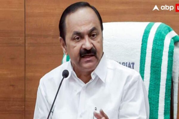केरल में भारी बारिश और बाढ़ से 6 लोगों की मौत 6 लापता, CM ने लिया राहत कार्यों का जायजा